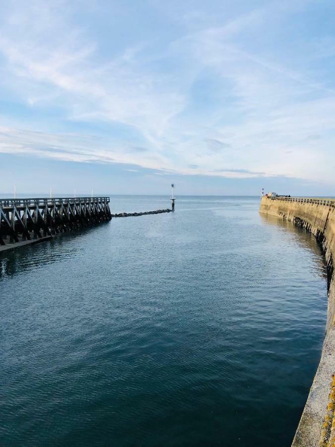 Gite « La Vague » 8-10 Pers Grandcamp-Maisy Exteriör bild